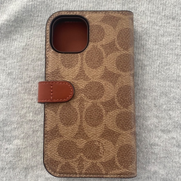 Coach Logo Phone Case For I Phone 15 - Picture 2 of 7